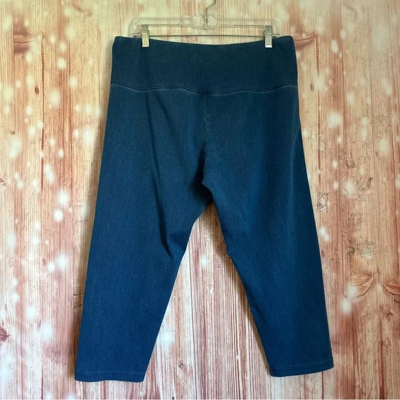 Suavé Blue Denim Look Tummy Control Capri Leggings - Picture 6 of 8